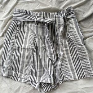 C&C California high waisted shorts with tie